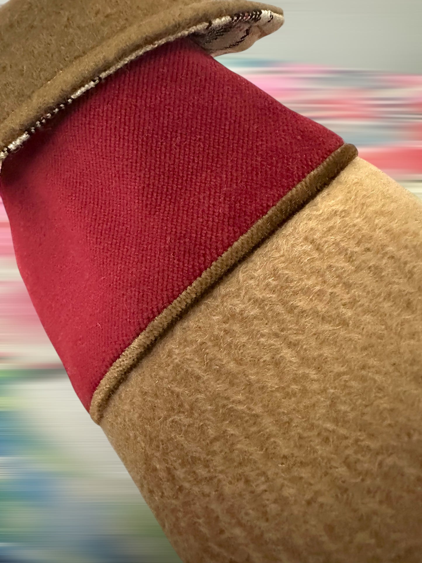 Manteau pour Chien Luxe Bicolore Bordeaux & Camel – Cachemire Façon Zibeline et Tartan – Pièce Unique, Taille S | Dog in Trend